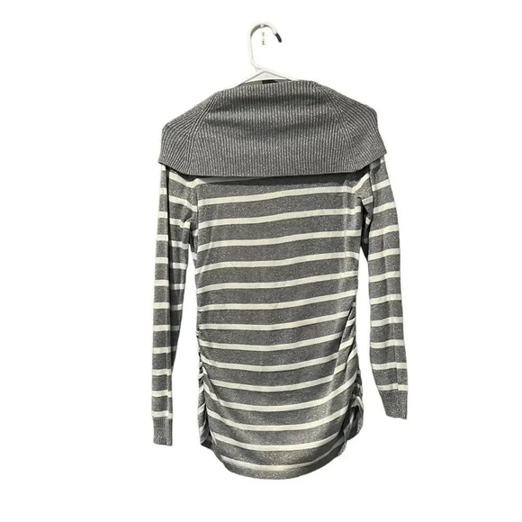 Michael‎ Kors Metalic Silver and White Cowlneck Rouch Sweater Size Medium - Picture 4 of 4